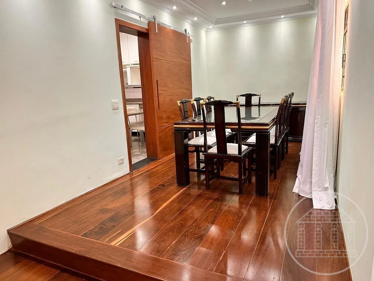 Sobrado, 4 quartos, 340 m² - Foto 2