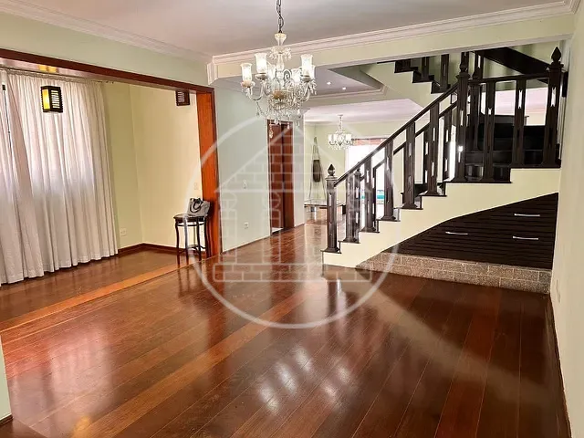Sobrado 4 quartos e 7 banheiros, à venda, no bairro Jardim Campo Grande em São Paulo