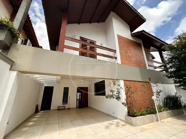 Sobrado 4 quartos e 7 banheiros, à venda, no bairro Jardim Campo Grande em São Paulo