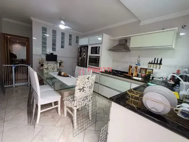 Sobrado 3 quartos e 5 banheiros, à venda, no bairro Jardim das Acácias em São Bernardo do Campo