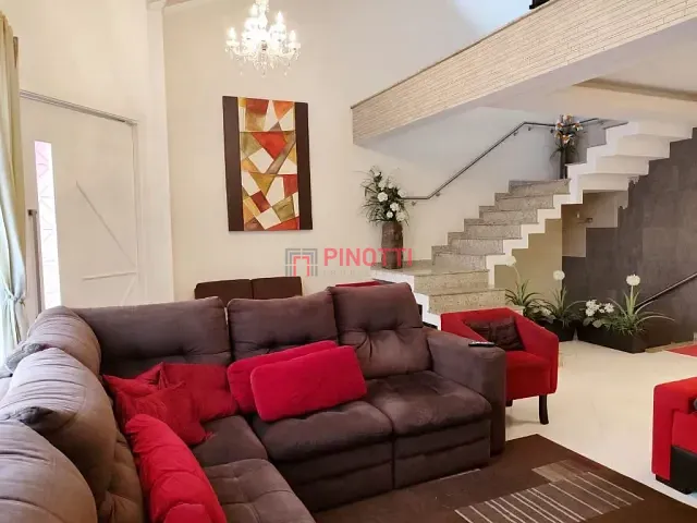 Sobrado 3 quartos e 2 banheiros, à venda, no bairro Jardim Portugal em São Bernardo do Campo