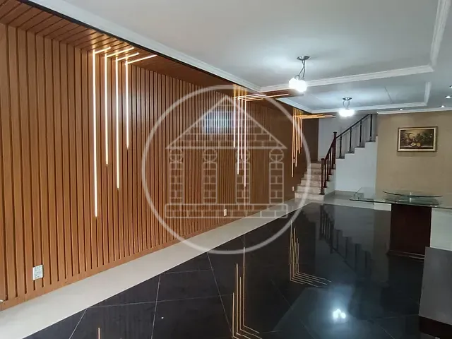 Sobrado com 140m² 2 quartos e 1 banheiro, à venda, no bairro Jardim Guanabara em São Paulo