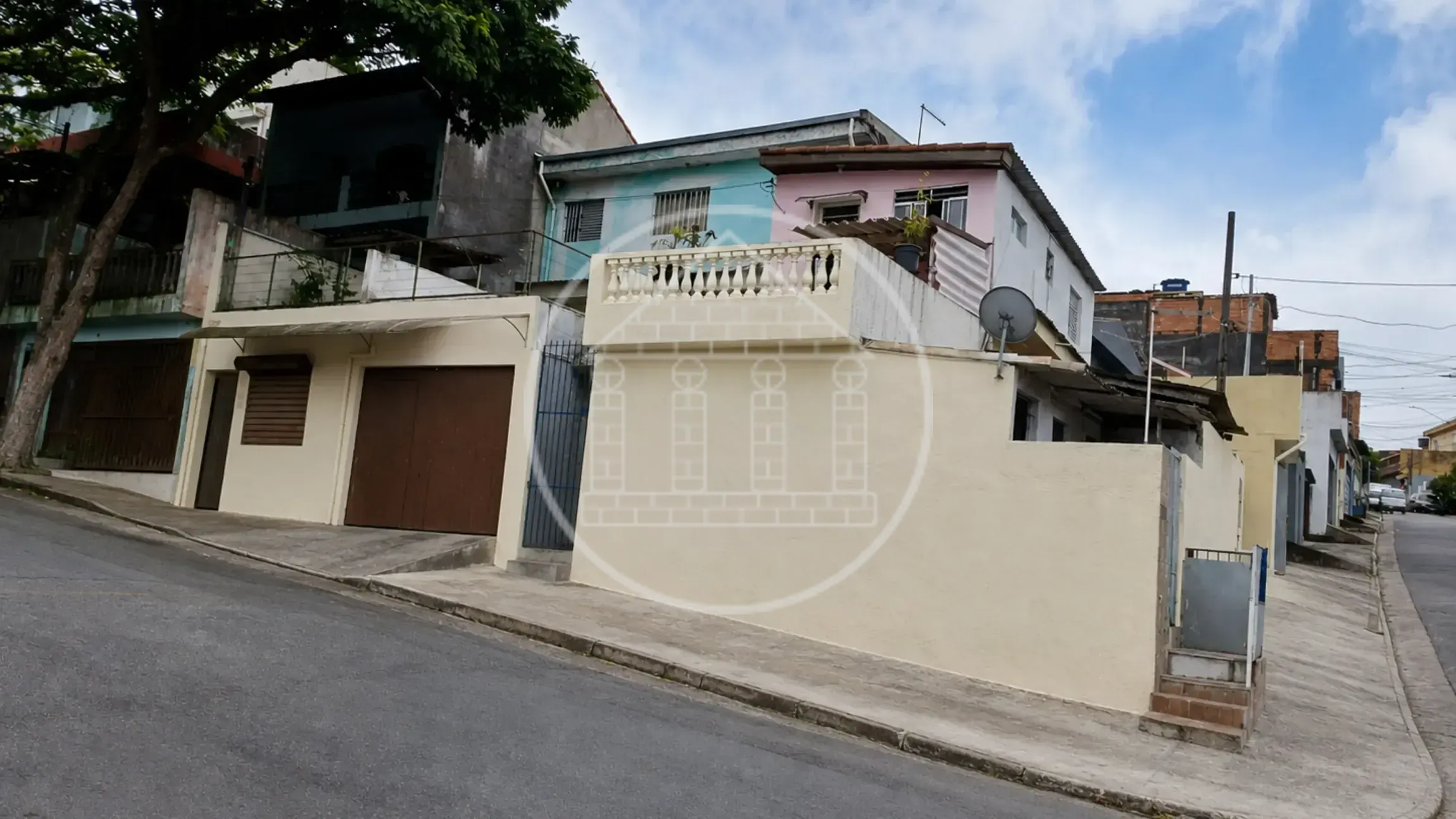 Sobrado, 5 quartos, 220 m² - Foto 2