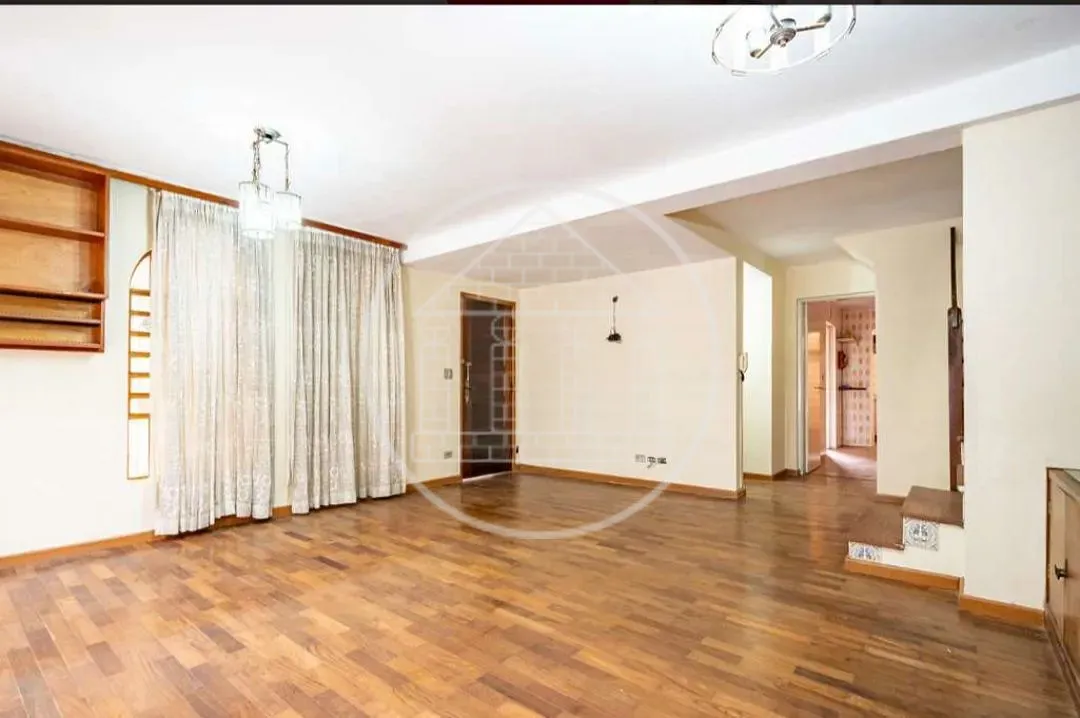 Sobrado, 6 quartos, 196 m² - Foto 2