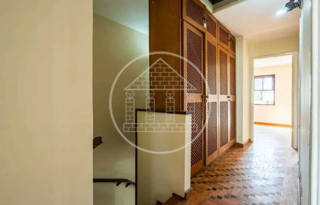 Sobrado, 6 quartos, 196 m² - Foto 8