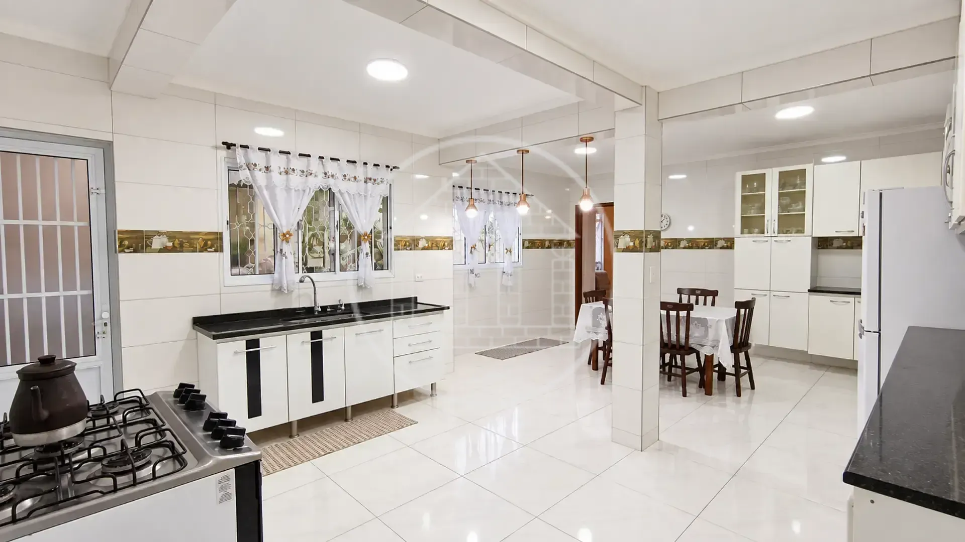 Sobrado, 3 quartos, 240 m² - Foto 37