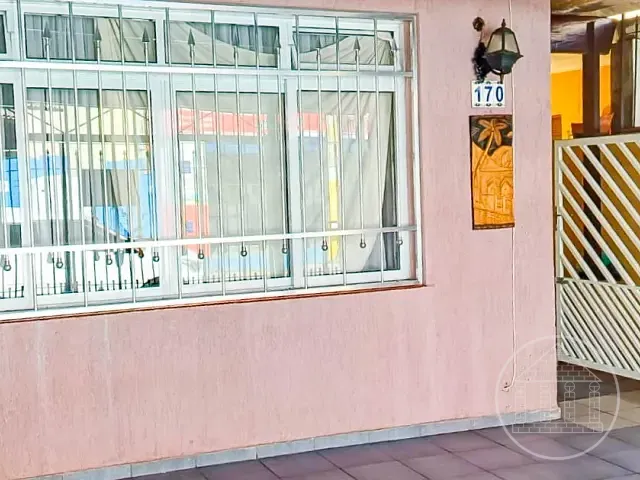 Sobrado com 150m² 3 quartos e 2 banheiros, à venda, no bairro Cidade Dutra em São Paulo