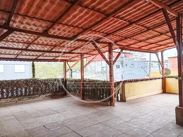 Sobrado com 551m² 2 quartos e 2 banheiros, à venda, no bairro Conjunto Habitacional Brigadeiro Faria Lima em São Paulo