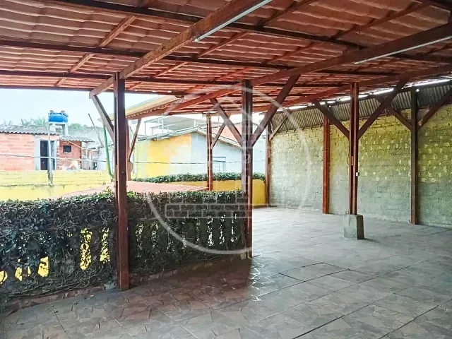 Sobrado com 551m² 2 quartos e 2 banheiros, à venda, no bairro Conjunto Habitacional Brigadeiro Faria Lima em São Paulo