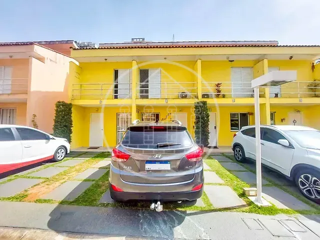 Sobrado 3 quartos e 2 banheiros, à venda, no bairro Vila do Castelo em São Paulo