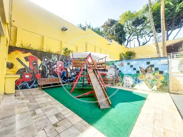 Sobrado 3 quartos e 2 banheiros, à venda, no bairro Vila do Castelo em São Paulo