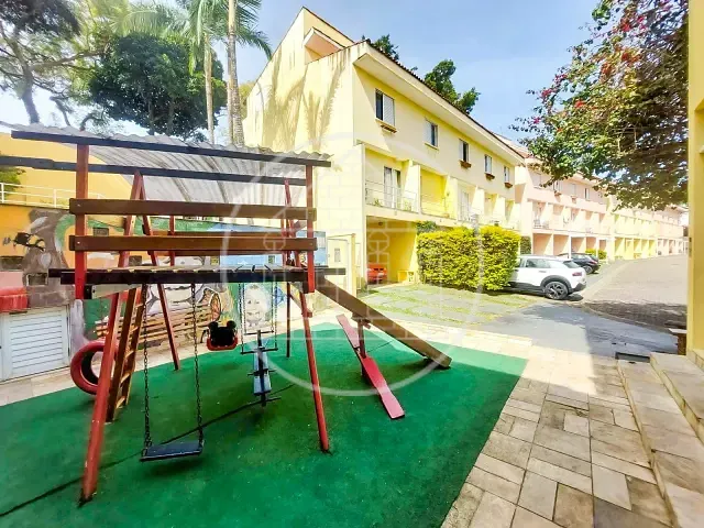 Sobrado 3 quartos e 2 banheiros, à venda, no bairro Vila do Castelo em São Paulo