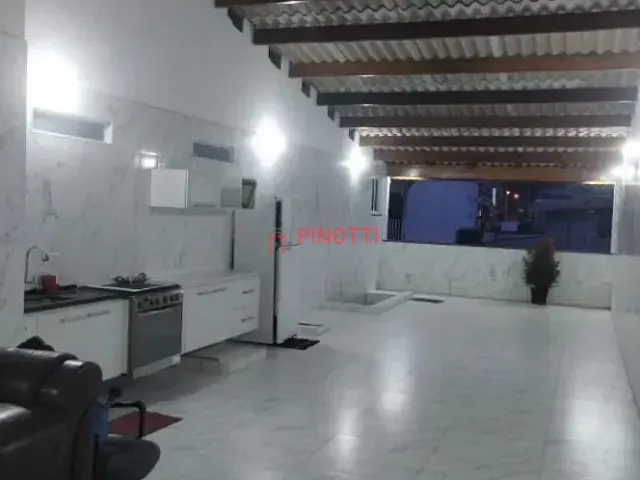 Sobrado 3 quartos e 5 banheiros, à venda, no bairro Dos Casa em São Bernardo do Campo