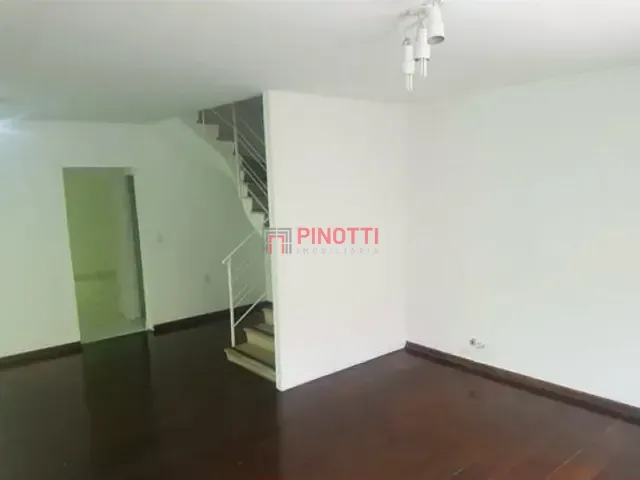 Sobrado 4 quartos e 1 banheiro, à venda, no bairro Vila Alpina em Santo André