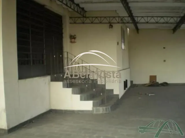 Sobrado com 203m² 5 quartos e 2 banheiros, à venda, no bairro Centro em Osasco