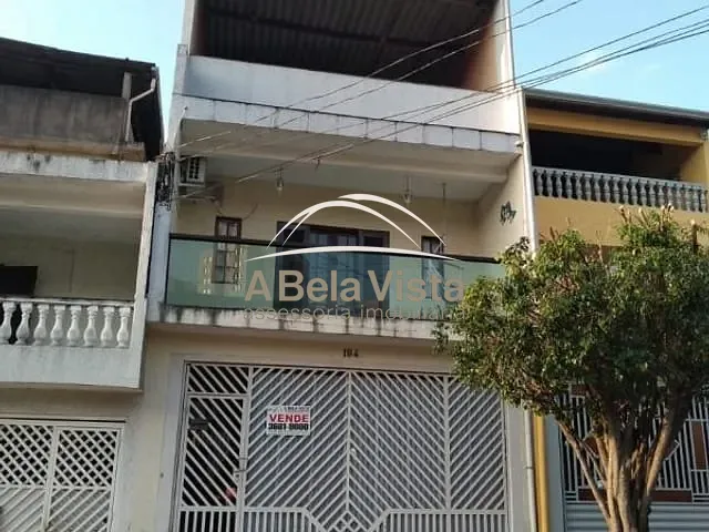 Sobrado com 245m² 3 quartos e 5 banheiros, à venda, no bairro Bandeiras em Osasco