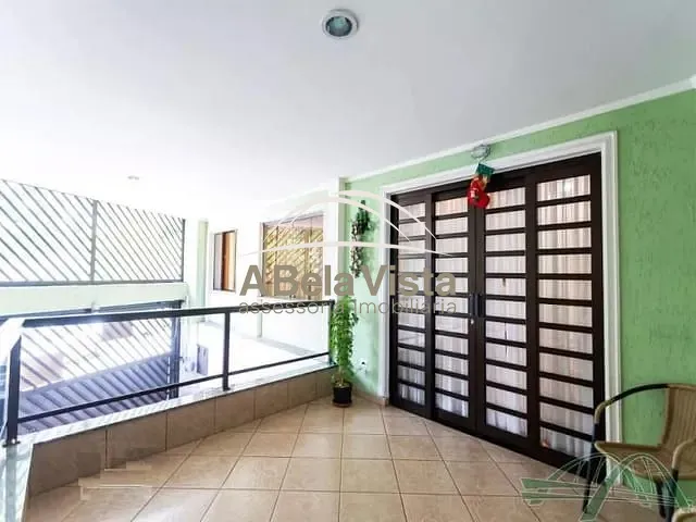 Sobrado com 125m² 5 quartos e 5 banheiros, à venda, no bairro Vila Yolanda em Osasco