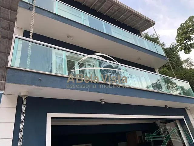 Sobrado com 350m² 3 quartos e 7 banheiros, à venda, no bairro Parque Ideal em Carapicuíba