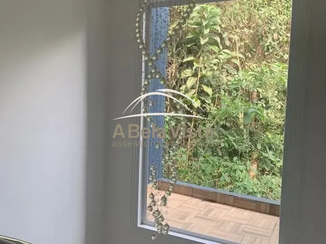 Sobrado com 350m² 3 quartos e 7 banheiros, à venda, no bairro Parque Ideal em Carapicuíba