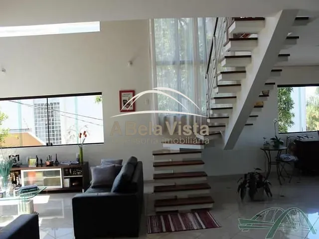 Sobrado com 540m² 4 quartos e 4 banheiros, à venda, no bairro Parque dos Principes em São Paulo