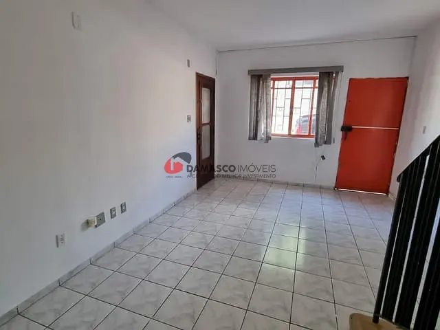 Sobrado com 113m² 3 quartos e 1 banheiro, para alugar, no bairro Barcelona em São Caetano do Sul