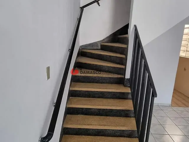 Sobrado com 113m² 3 quartos e 1 banheiro, para alugar, no bairro Barcelona em São Caetano do Sul