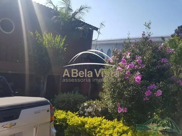 Casa com 320m² 4 quartos e 5 banheiros, à venda, no bairro Jaguaribe em Osasco