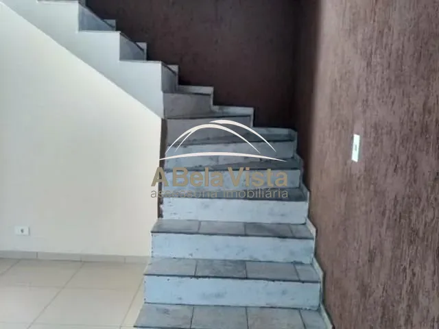 Sobrado com 306m² 3 quartos e 4 banheiros, à venda, no bairro Rochdale em Osasco