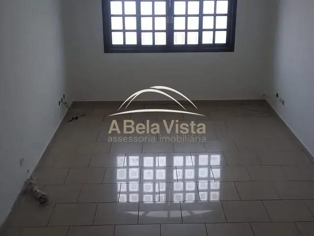 Sobrado com 125m² 4 quartos e 3 banheiros, para alugar, no bairro Cipava em Osasco