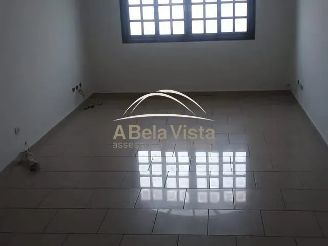 Sobrado com 125m² 4 quartos e 3 banheiros, para alugar, no bairro Cipava em Osasco