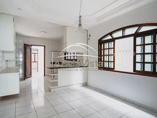 Sobrado com 125m² 4 quartos e 3 banheiros, à venda, no bairro Cipava em Osasco