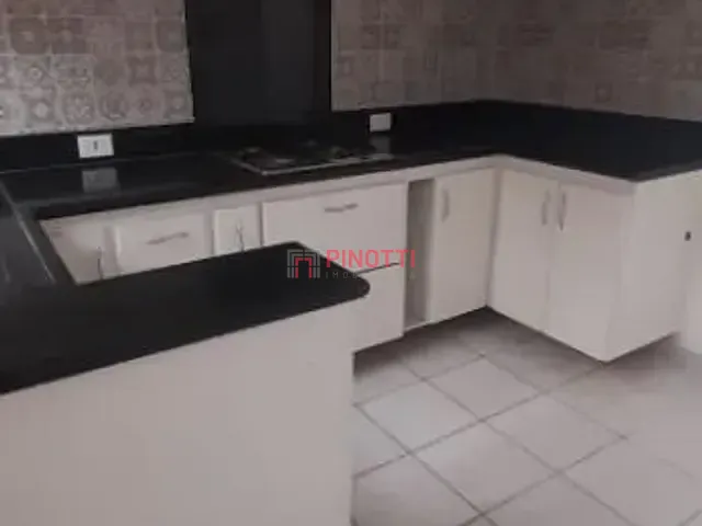 Sobrado 2 quartos e 2 banheiros, à venda, no bairro Nova Petrópolis em São Bernardo do Campo