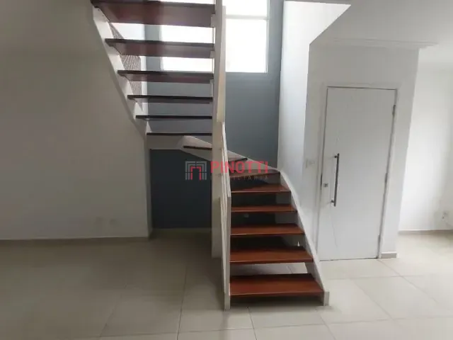 Sobrado 3 quartos e 2 banheiros, à venda, no bairro Jordanópolis em São Bernardo do Campo