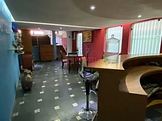 Sobrado 3 quartos e 6 banheiros, à venda, no bairro Santa Terezinha em São Bernardo do Campo