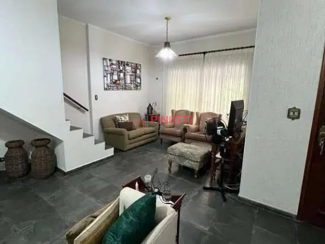 Sobrado 5 quartos e 2 banheiros, à venda, no bairro Nova Petrópolis em São Bernardo do Campo