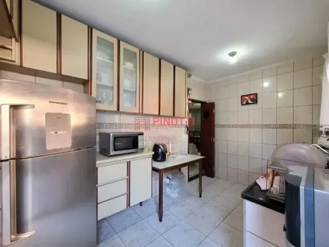 Sobrado 3 quartos e 3 banheiros, à venda, no bairro Chácara Sergipe em São Bernardo do Campo