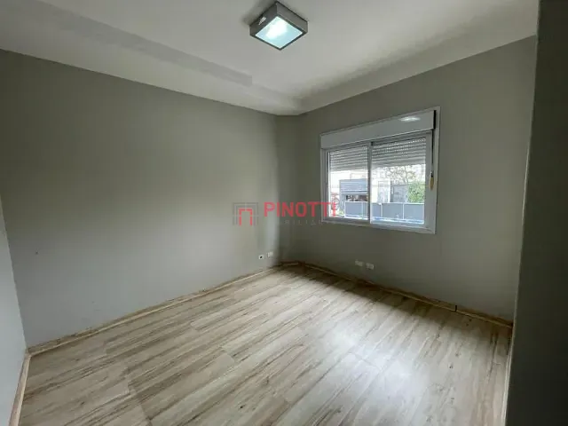 Sobrado 3 quartos e 5 banheiros, à venda, no bairro Jardim Nova Petrópolis em São Bernardo do Campo