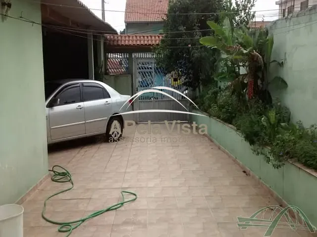 Sobrado com 250m² 3 quartos e 2 banheiros, à venda, no bairro Jardim Roberto em Osasco