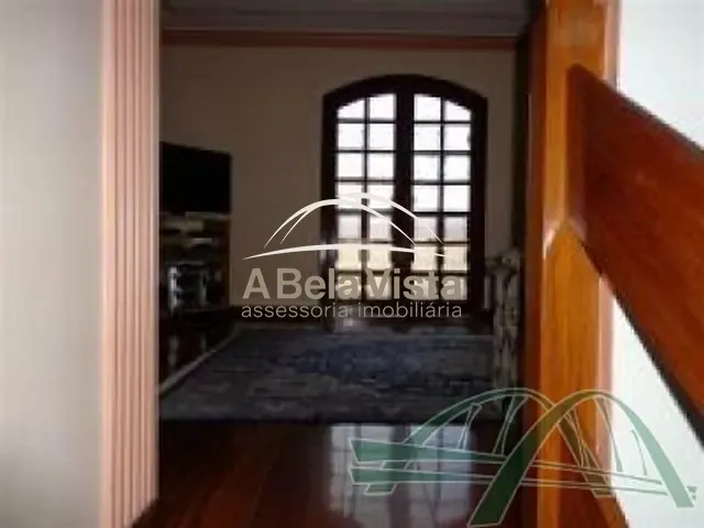 Sobrado com 200m² 4 quartos e 4 banheiros, à venda, no bairro Bela Vista em Osasco