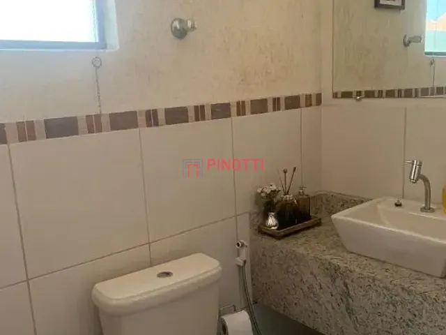 Sobrado 3 quartos e 2 banheiros, à venda ou para alugar, no bairro Vila Apiaí em Santo André