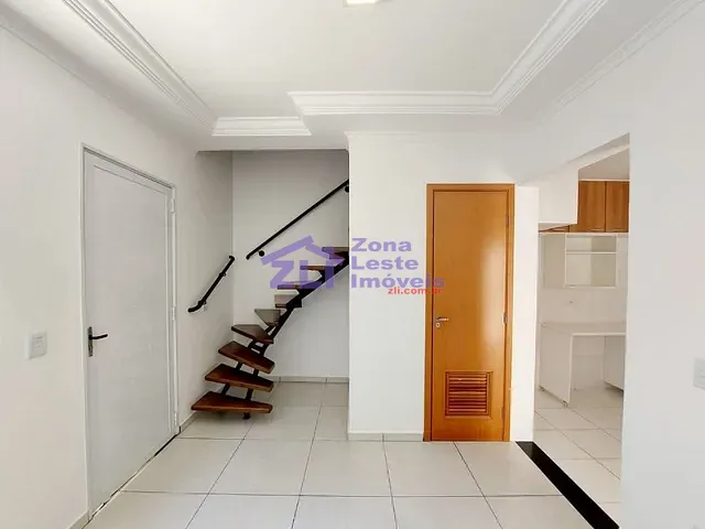 Sobrado com 64m² 2 quartos e 3 banheiros, para alugar, no bairro Chácara Santo Antônio (Zona Leste) em São Paulo