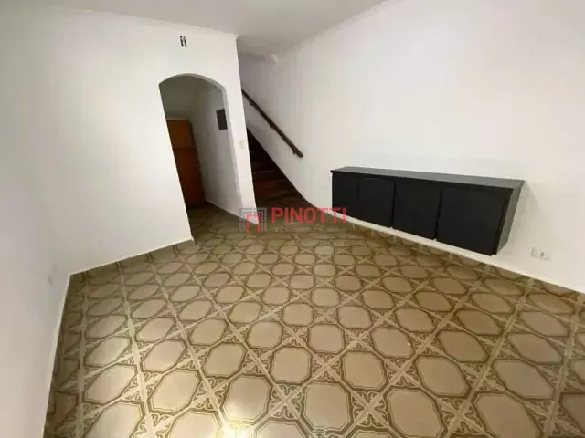 Sobrado 3 quartos e 3 banheiros, à venda, no bairro Jardim Gagliardi em São Bernardo do Campo