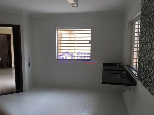 Sobrado com 100m² 3 quartos e 1 banheiro, à venda, no bairro Vila Carmosina em São Paulo