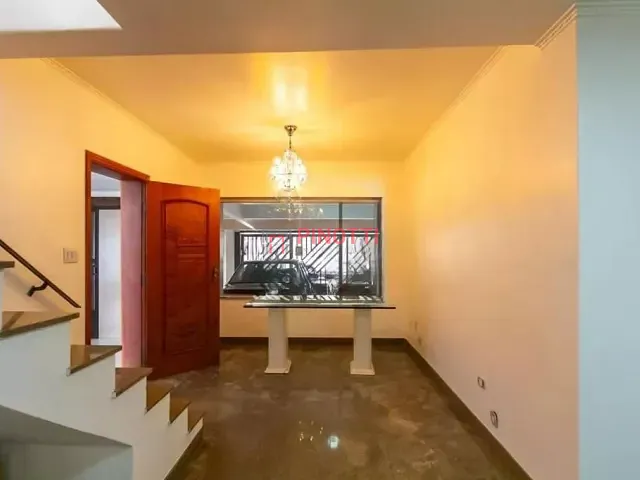 Sobrado 3 quartos e 2 banheiros, à venda, no bairro Vila Mussolini em São Bernardo do Campo