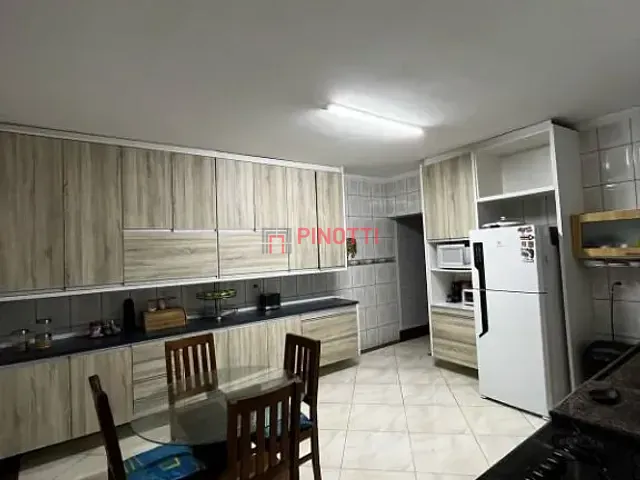 Sobrado 3 quartos e 2 banheiros, à venda, no bairro Vila Baeta Neves em São Bernardo do Campo