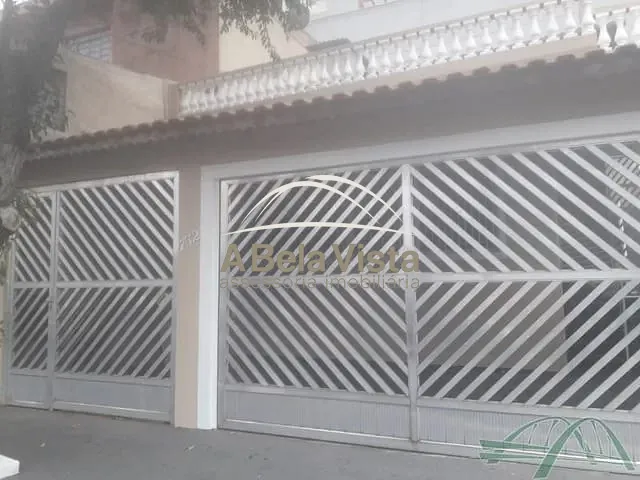 Sobrado com 350m² 4 quartos e 2 banheiros, à venda, no bairro Km 18 em Osasco