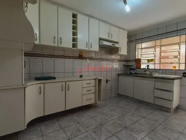 Sobrado 2 quartos e 1 banheiro, à venda, no bairro Jardim Petroni em São Bernardo do Campo