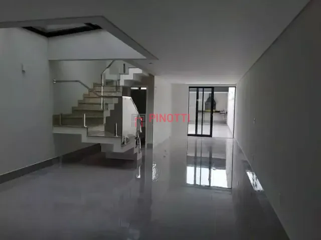 Sobrado 3 quartos e 5 banheiros, à venda, no bairro Vila Jahu em São Bernardo do Campo