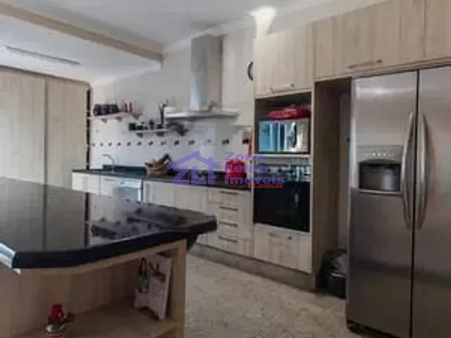 Sobrado com 168m² 6 quartos e 6 banheiros, à venda ou para alugar, no bairro Vila Gomes Cardim em São Paulo