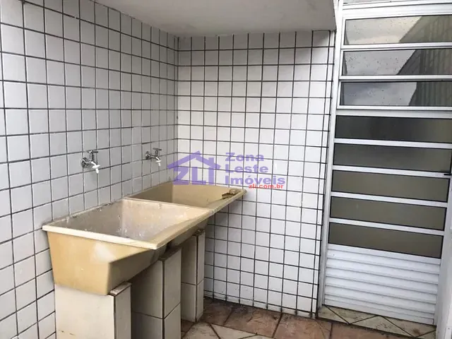 Sobrado com 150m² 3 quartos e 1 banheiro, para alugar, no bairro Vila Gomes Cardim em São Paulo